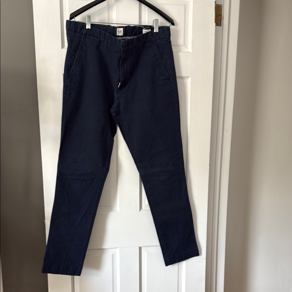 Men's GAP Skinny Fit Khakis - Navy 36x32